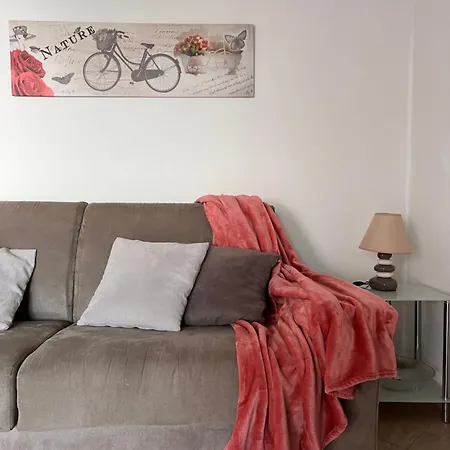 Etienne - Key To Villa *